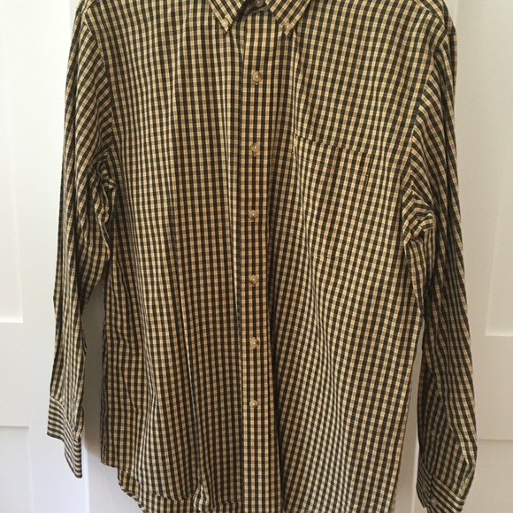 Men’s IZOD Button-Down Shirt - Picture 3 of 4